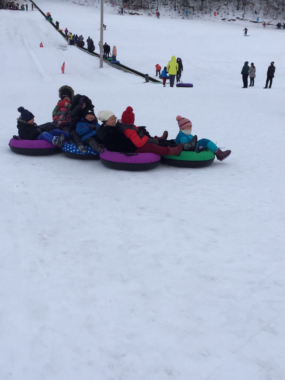 黑龍江大灣滑雪場冰雪樂園成功開幕，河北迪特加油助威